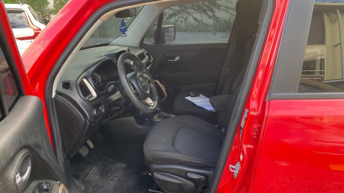 Foto 8 de 2017 JEEP RENEGADE