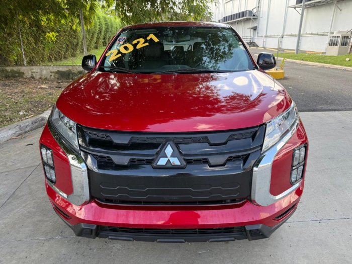 Foto 4 de 2021 MITSUBISHI OUTLANDER SPORT SE
