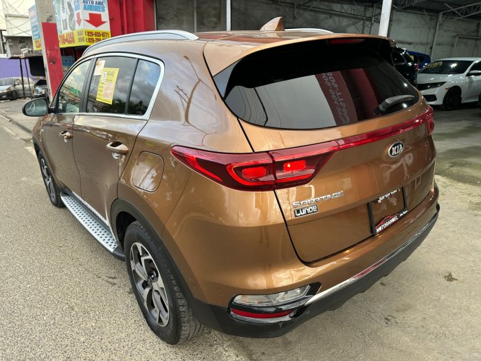Foto 4 de 2020 KIA SPORTAGE LX