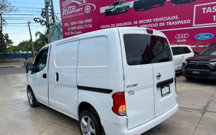 Foto 5 de 2020 NISSAN NV200