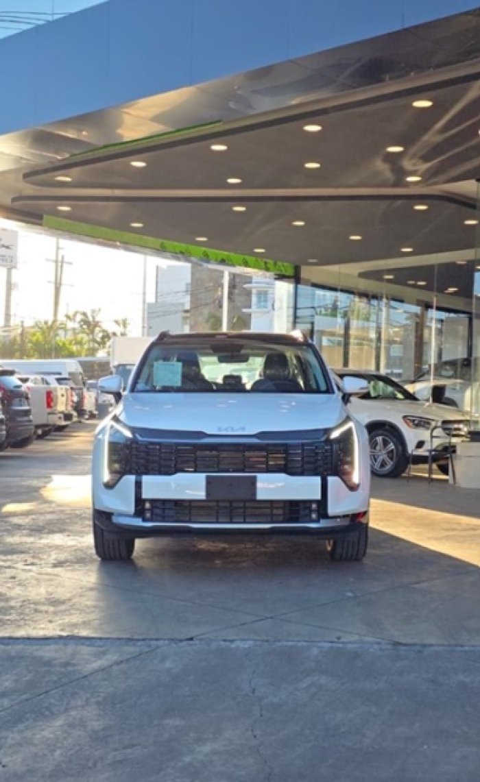Foto 2 de 2027 KIA SPORTAGE LUXURY