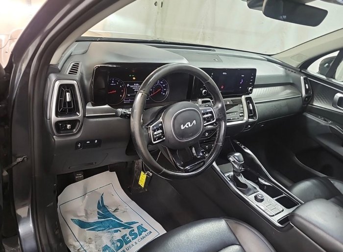 Foto 9 de 2022 KIA SORENTO S