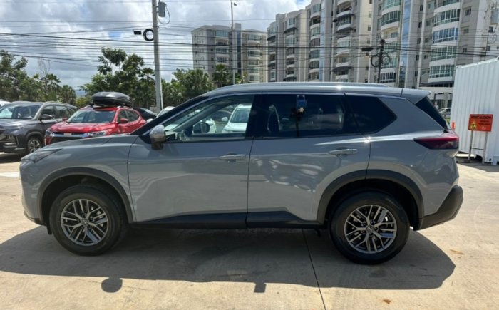 Foto 10 de 2023 NISSAN X-TRAIL SENSE