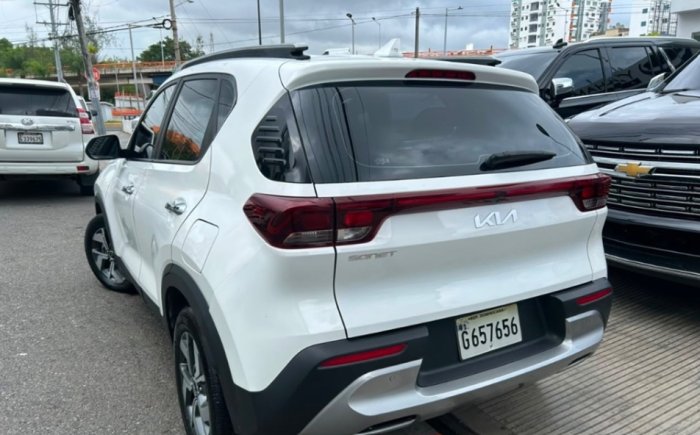 Foto 7 de 2023 KIA SONET