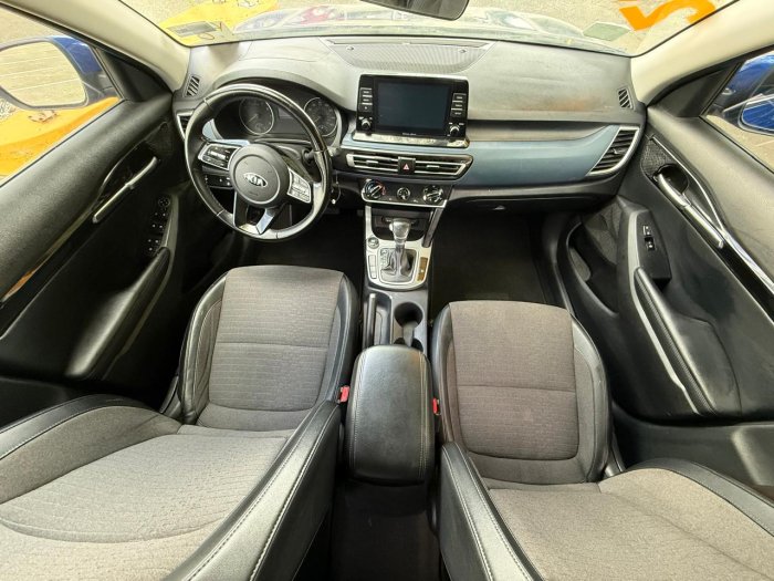 Foto 9 de 2021 KIA SELTOS S
