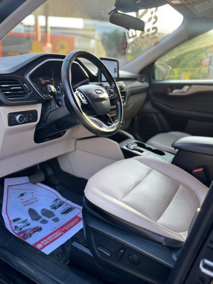 Foto 8 de 2022 FORD ESCAPE