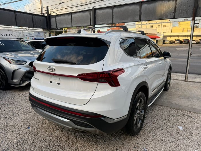 Foto 8 de 2022 HYUNDAI SANTA FE SEL