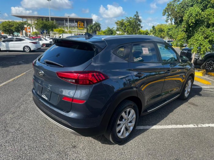 Foto 6 de 2020 HYUNDAI TUCSON SE