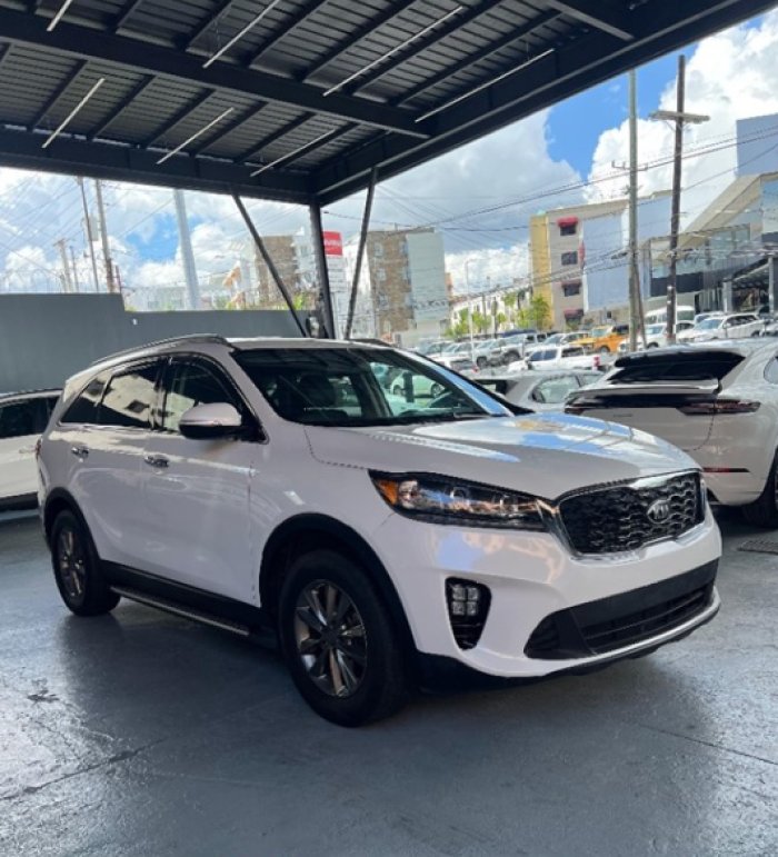 Foto 3 de 2019 KIA SORENTO LX