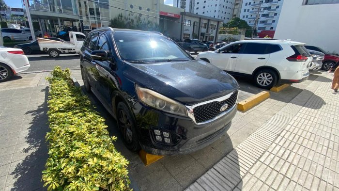 2016 KIA SORENTO LX 4X4