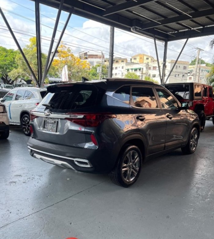 Foto 9 de 2021 KIA SELTOS