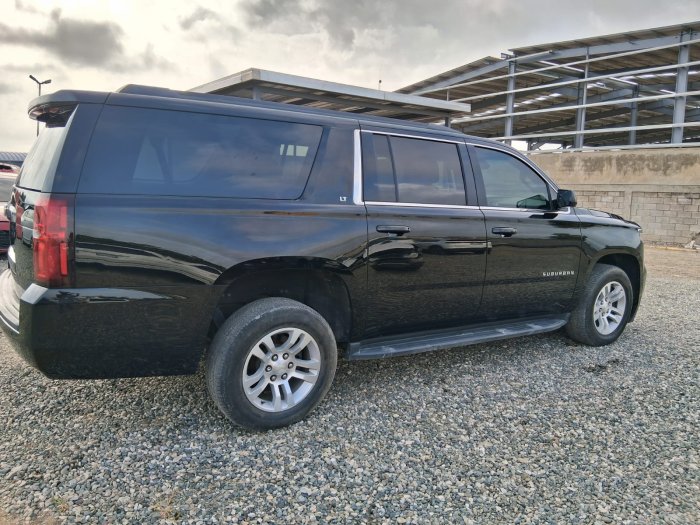 Foto 4 de 2018 CHEVROLET SUBURBAN LT