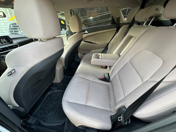 Foto 9 de 2021 HYUNDAI TUCSON SE