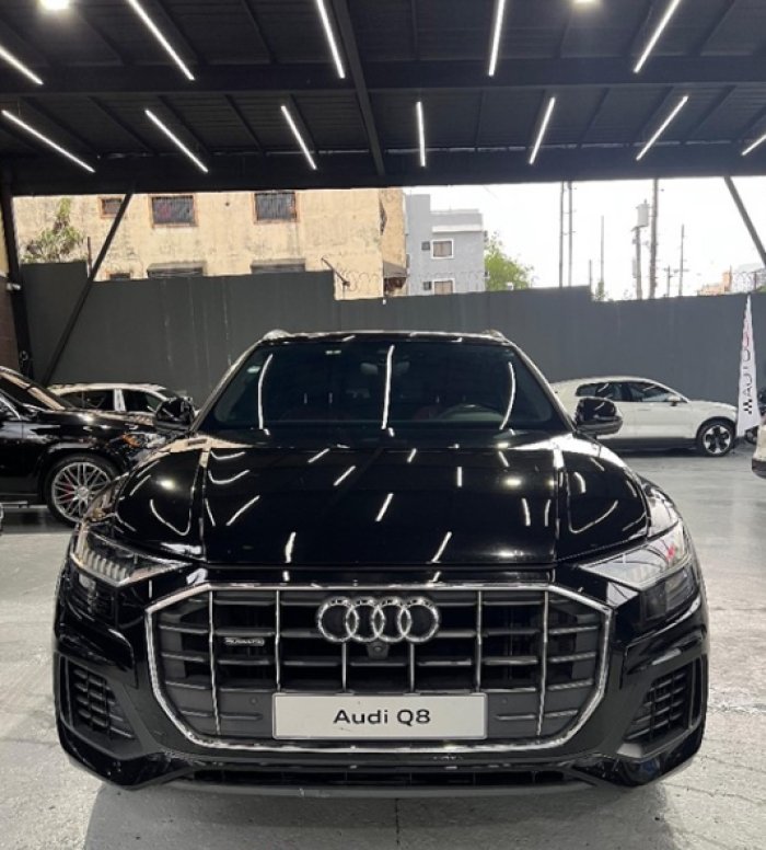 Foto 2 de 2019 AUDI Q8