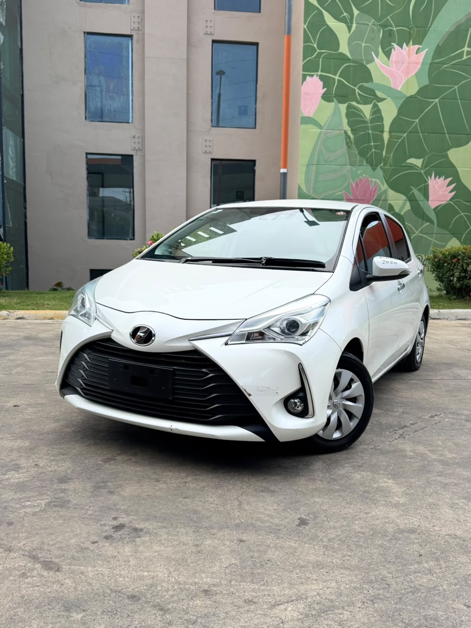2020 Toyota VITZ