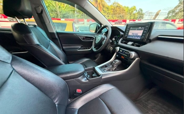 Foto 5 de 2019 Toyota RAV4