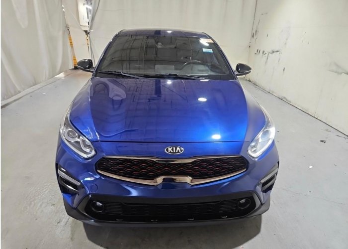Foto 3 de 2021 KIA FORTE GT LINE
