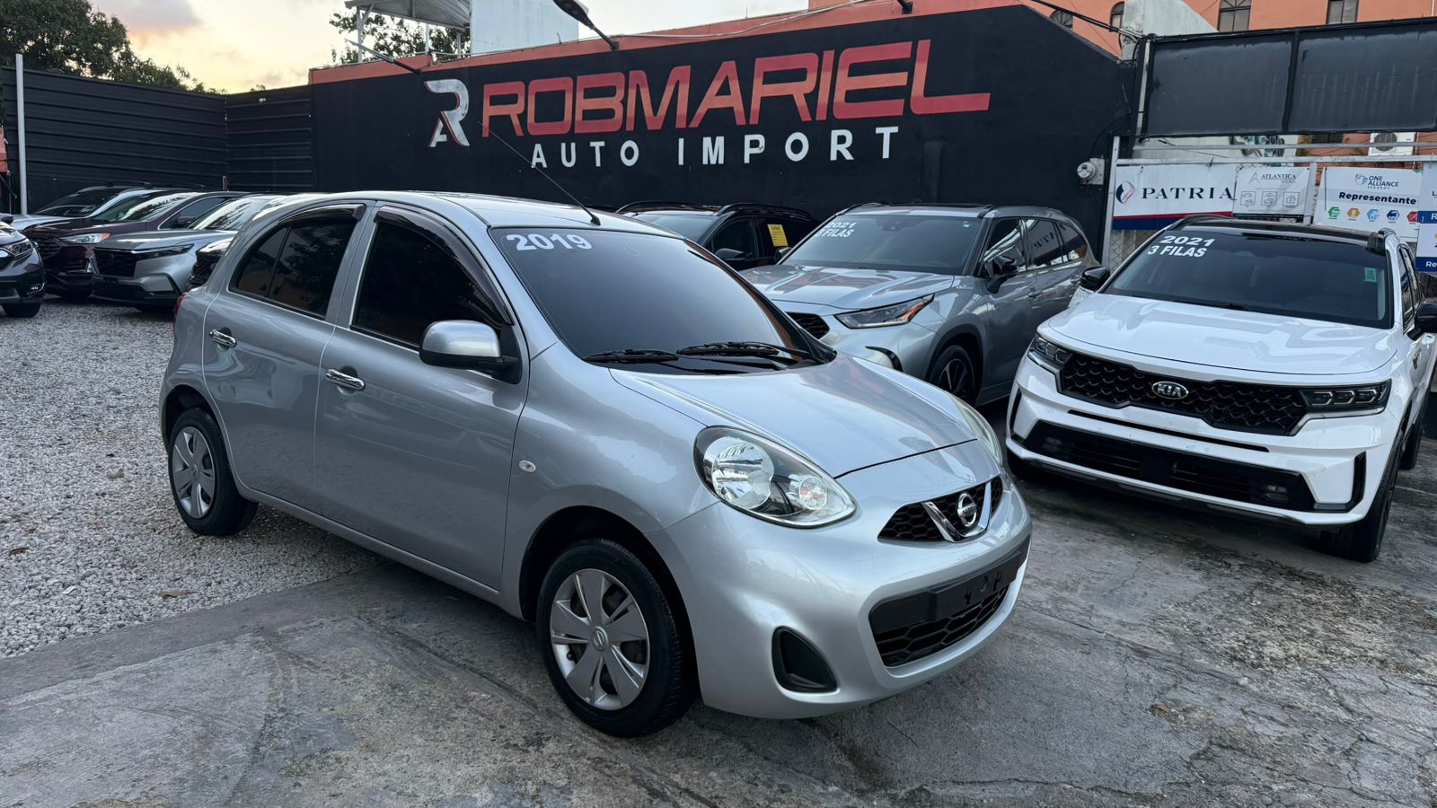 2019 NISSAN MARCH