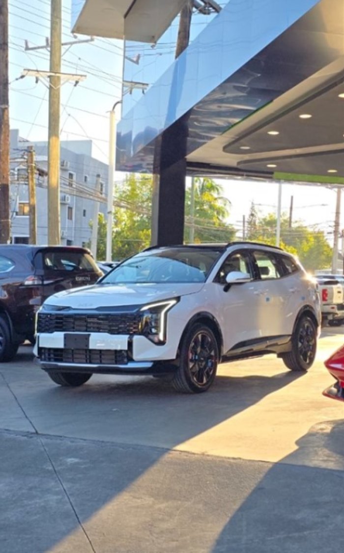 2027 KIA SPORTAGE LUXURY