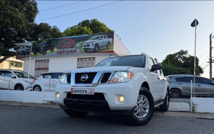 2019 NISSAN FRONTIER SE