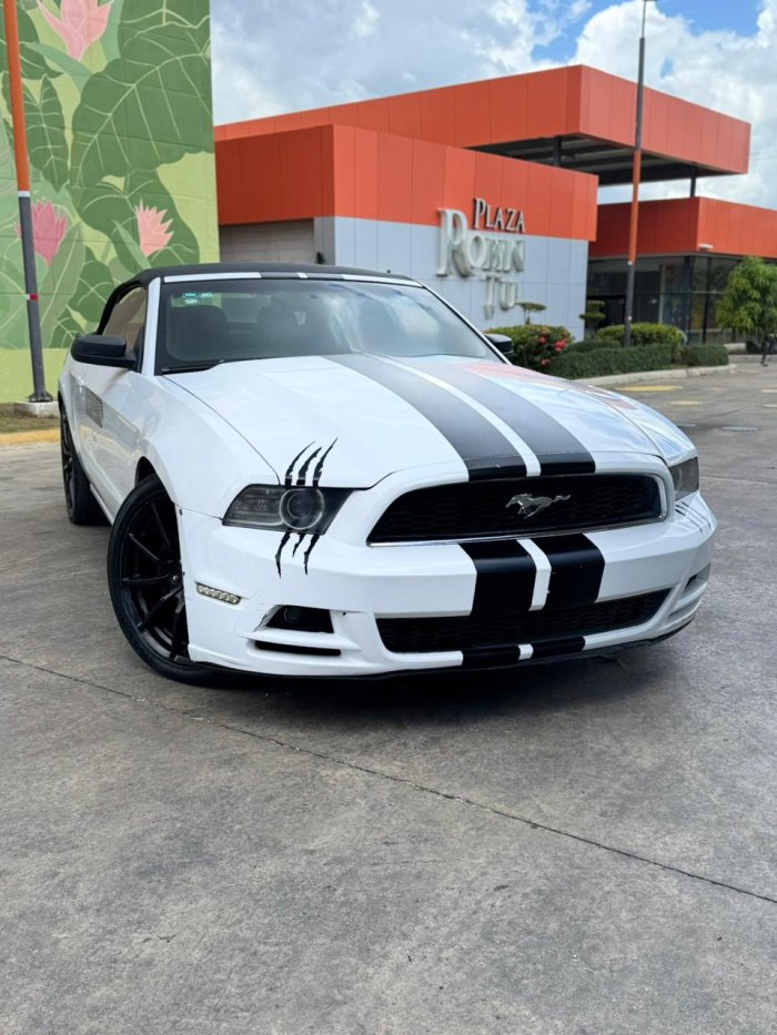 Foto 4 de 2015 FORD MUSTANG