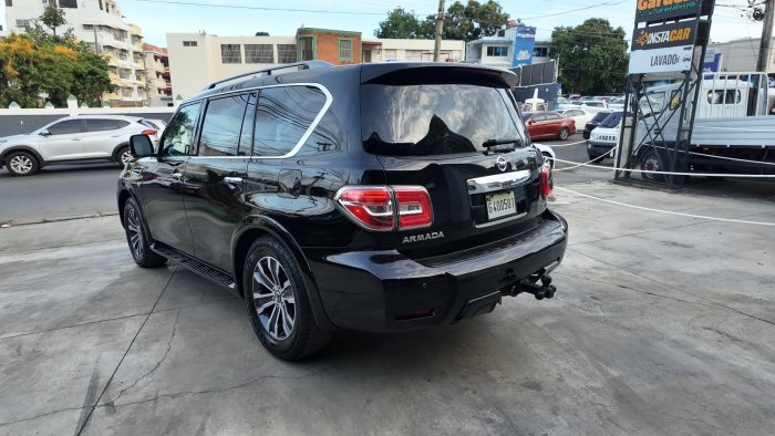 Foto 3 de 2017 NISSAN ARMADA