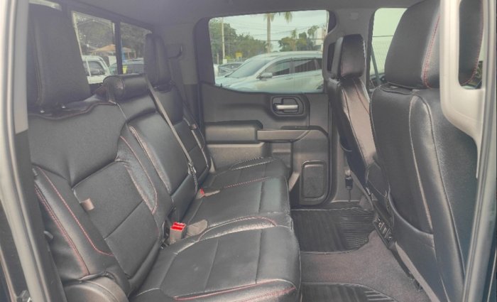 Foto 4 de 2020 CHEVROLET SILVERADO Z 71