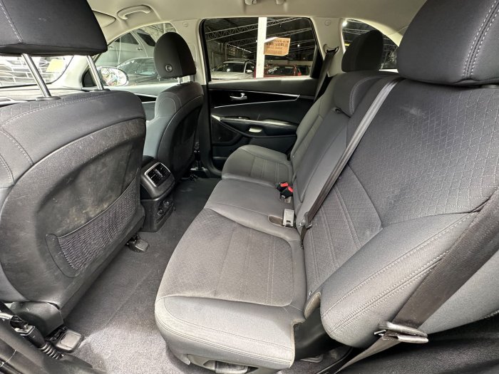 Foto 9 de 2020 KIA SORENTO LX