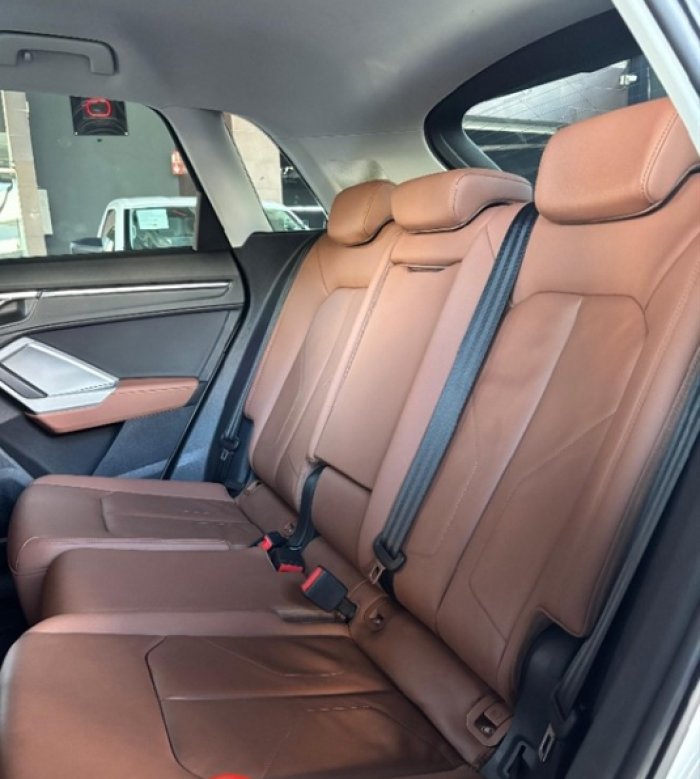 Foto 8 de 2021 AUDI Q3