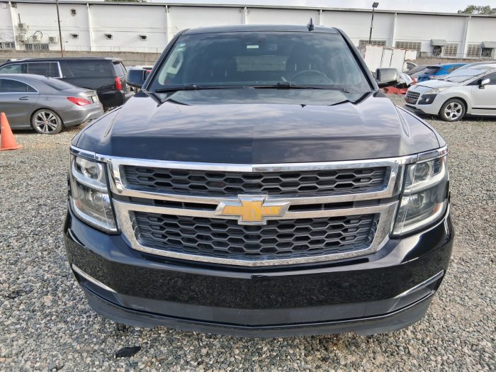 Foto 3 de 2018 CHEVROLET SUBURBAN LT