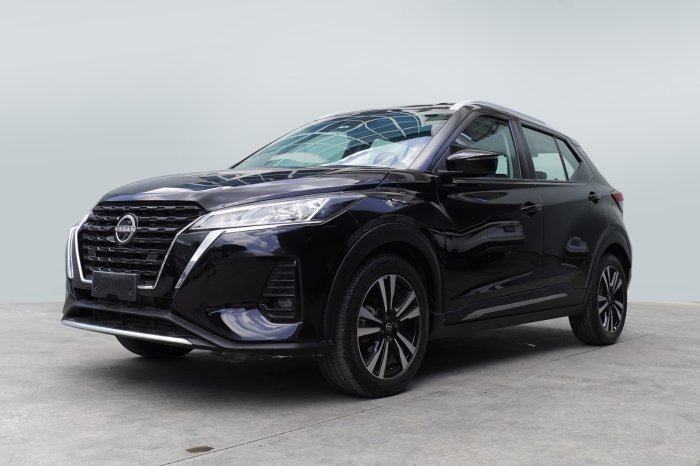 Foto 2 de 2023 NISSAN KICKS ADVANCE