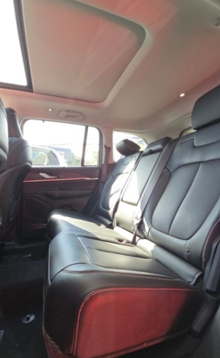 Foto 8 de 2023 JEEP GRAND CHEROKEE LIMITED