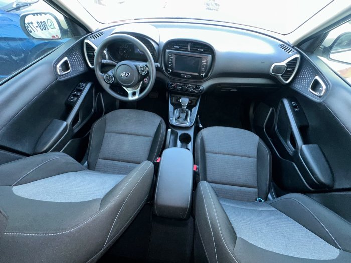 Foto 7 de 2021 KIA SOUL S