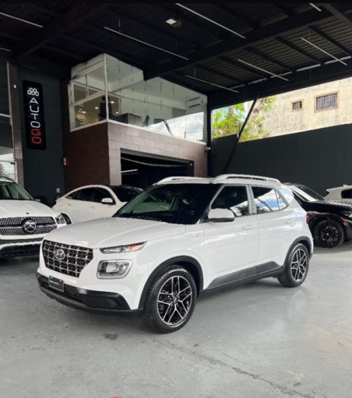 2020 HYUNDAI VENUE