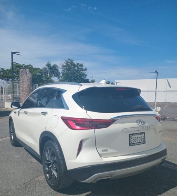 Foto 10 de 2022 INFINITI QX50