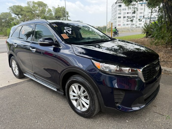 2020 KIA SORENTO LX