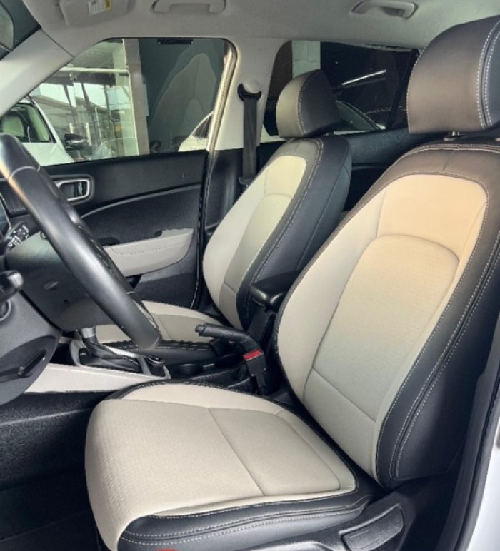 Foto 5 de 2020 HYUNDAI VENUE