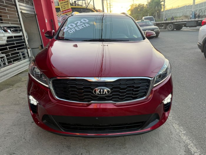 Foto 2 de 2020 KIA SORENTO LX