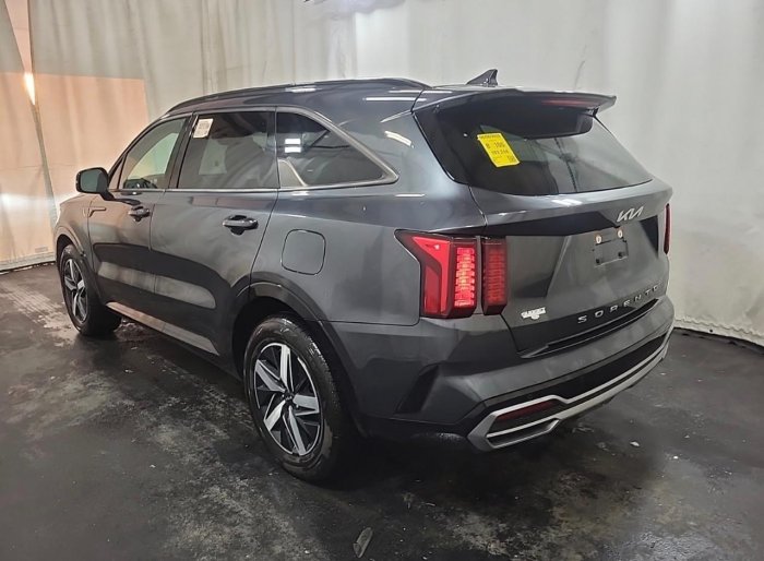Foto 5 de 2022 KIA SORENTO S