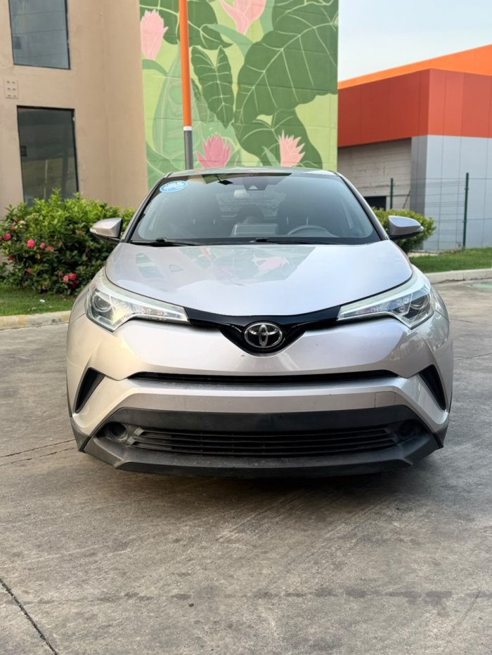 Foto 2 de 2019 Toyota C- HR