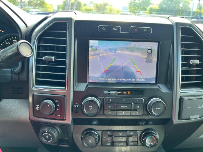 Foto 11 de 2020 FORD F 150 XLT