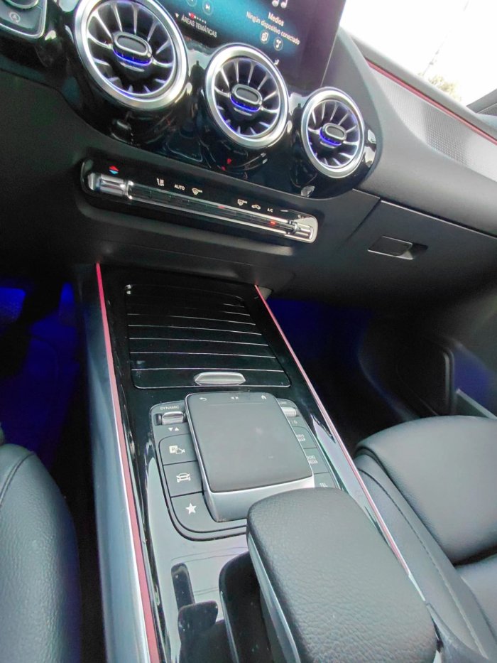 Foto 7 de 2021 MERCEDES-BENZ CLASE CLA