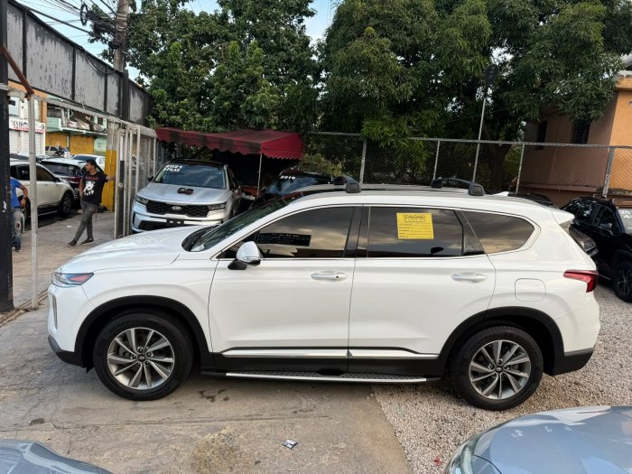 Foto 10 de 2020 HYUNDAI SANTA FE SEL