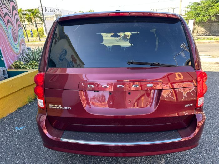 Foto 5 de 2020 DODGE CARAVAN