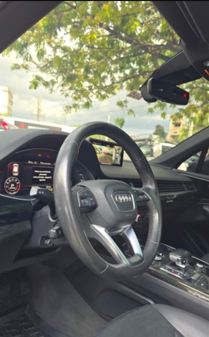 Foto 6 de 2017 AUDI Q7 QUATRO