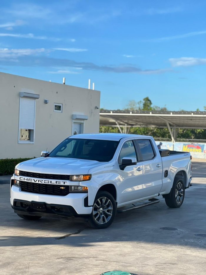 Foto 8 de 2021 CHEVROLET SILVERADO