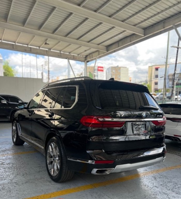 Foto 10 de 2019 BMW X 7 XDRIVE 40I