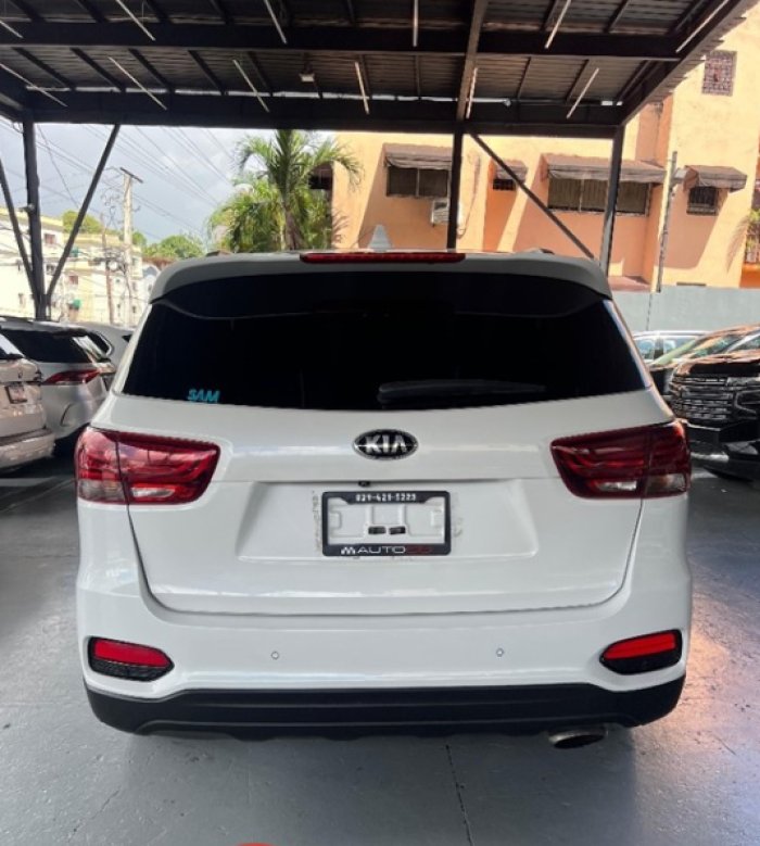 Foto 8 de 2019 KIA SORENTO LX