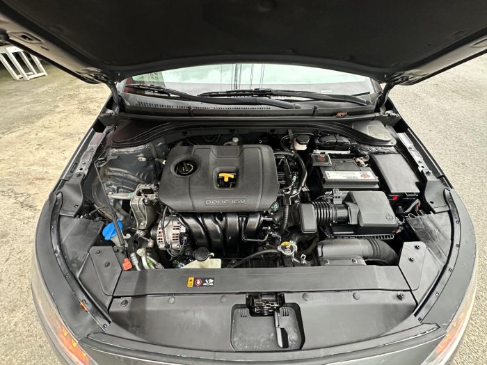 Foto 11 de 2020 HYUNDAI ELANTRA SEL