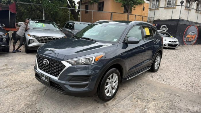 Foto 5 de 2021 HYUNDAI TUCSON SE